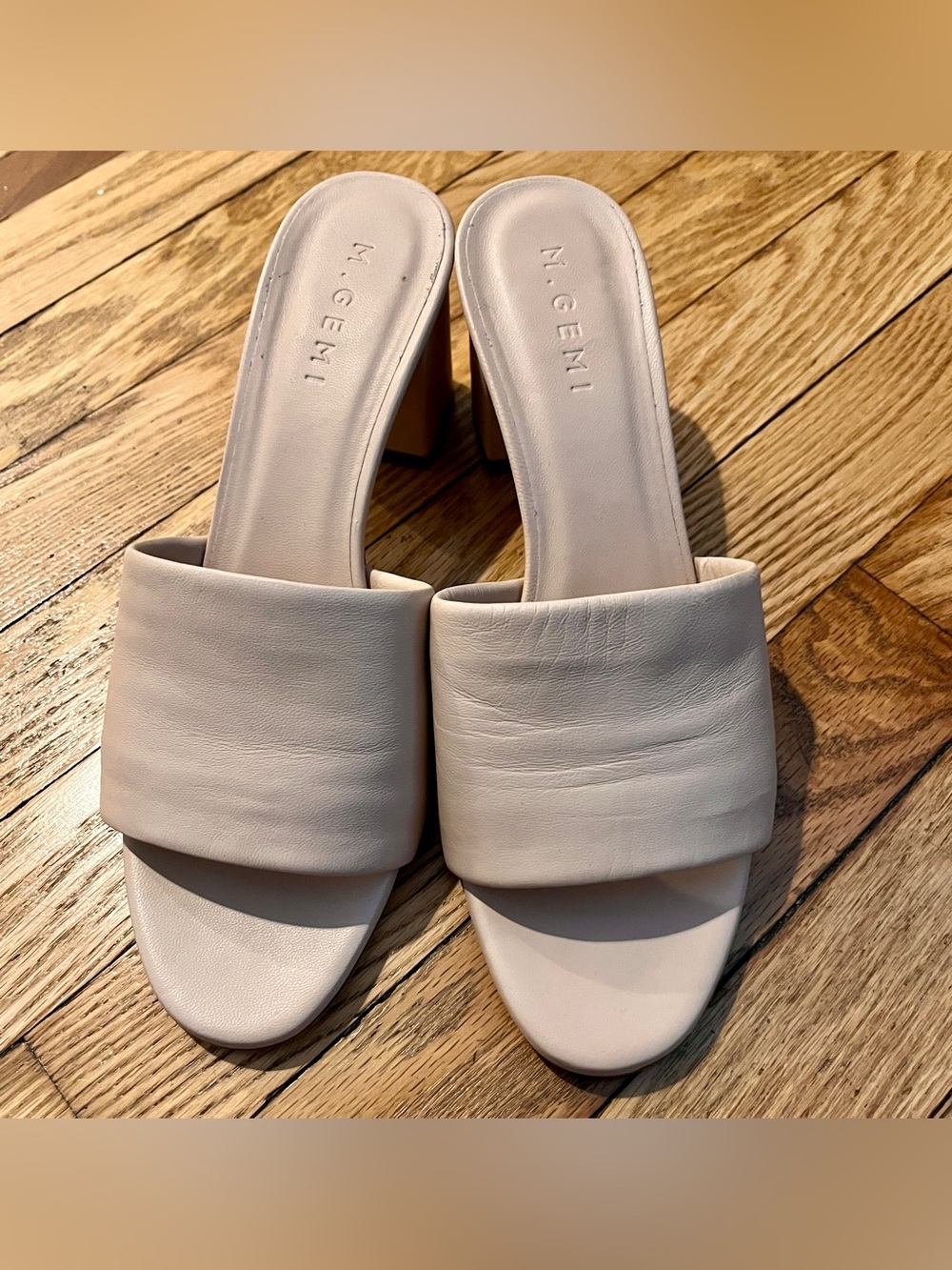 M. Gemi Nude Leather Block Heel Slide Mule Sandals Size 39.5